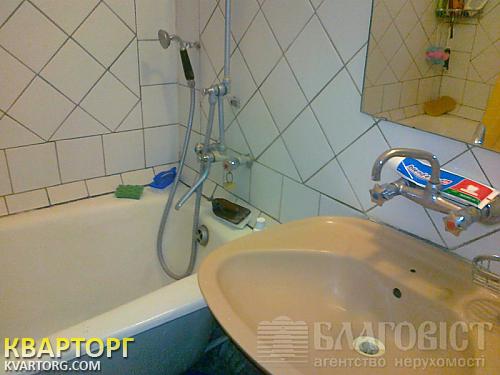 Sell 4-room apartment. Киев,  Дегтяревская — photo 6