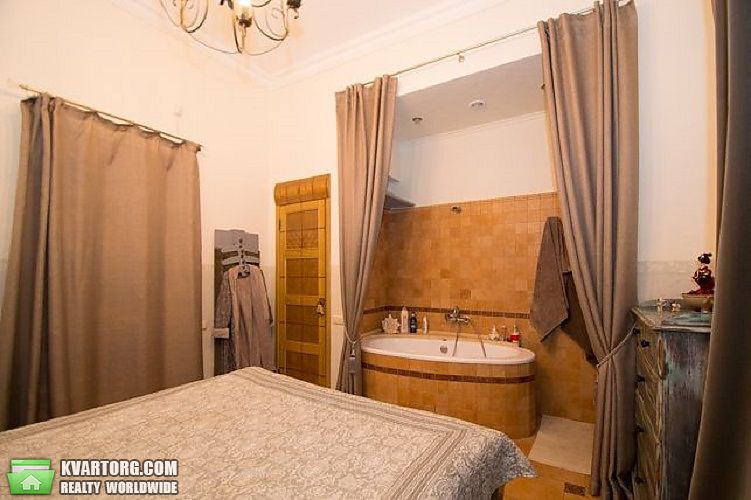 Sell 3-room apartment. Киев,  Петлюры — photo 4