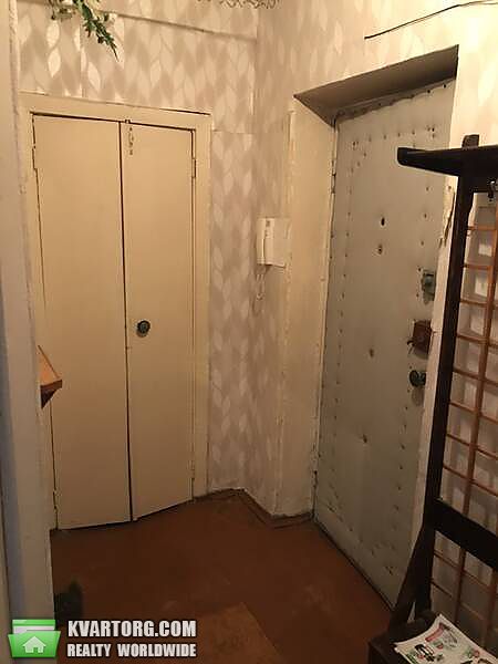 Sell 2-room apartment. Киев, Криилловская — photo 8
