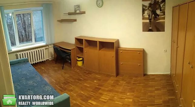 Rent out 2-room apartment. Киев, Соломенская — photo 4