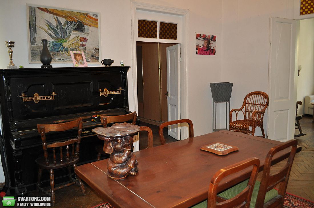 Rent out house. Киев, Льва Толстого — photo 1