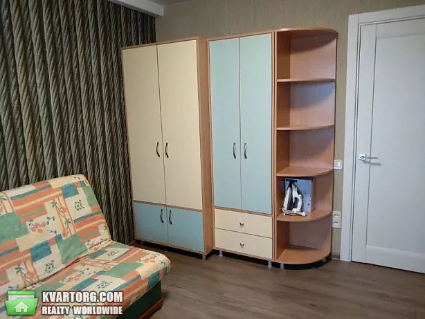 Rent out 3-room apartment. Киев,  Энтузиастов — photo 8