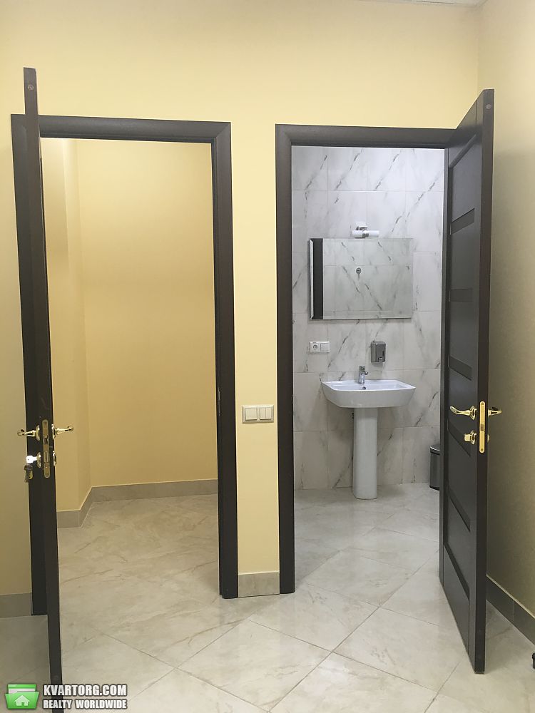 Rent out office. Киев, Кловский спуск — photo 6