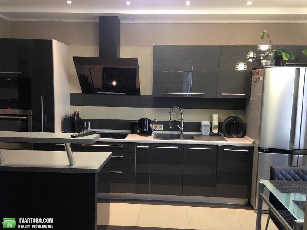 Rent out 4-room apartment. Киев,  Днепровская наб — photo 2
