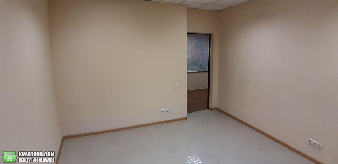 Rent out 2-room apartment. Киев, Днепровская набережная — photo 3
