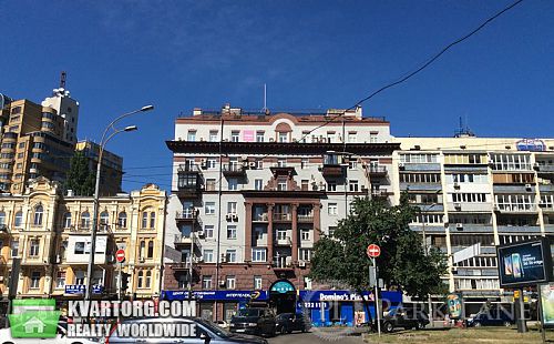 Sell 2-room apartment. Киев, Бассейная — photo 1