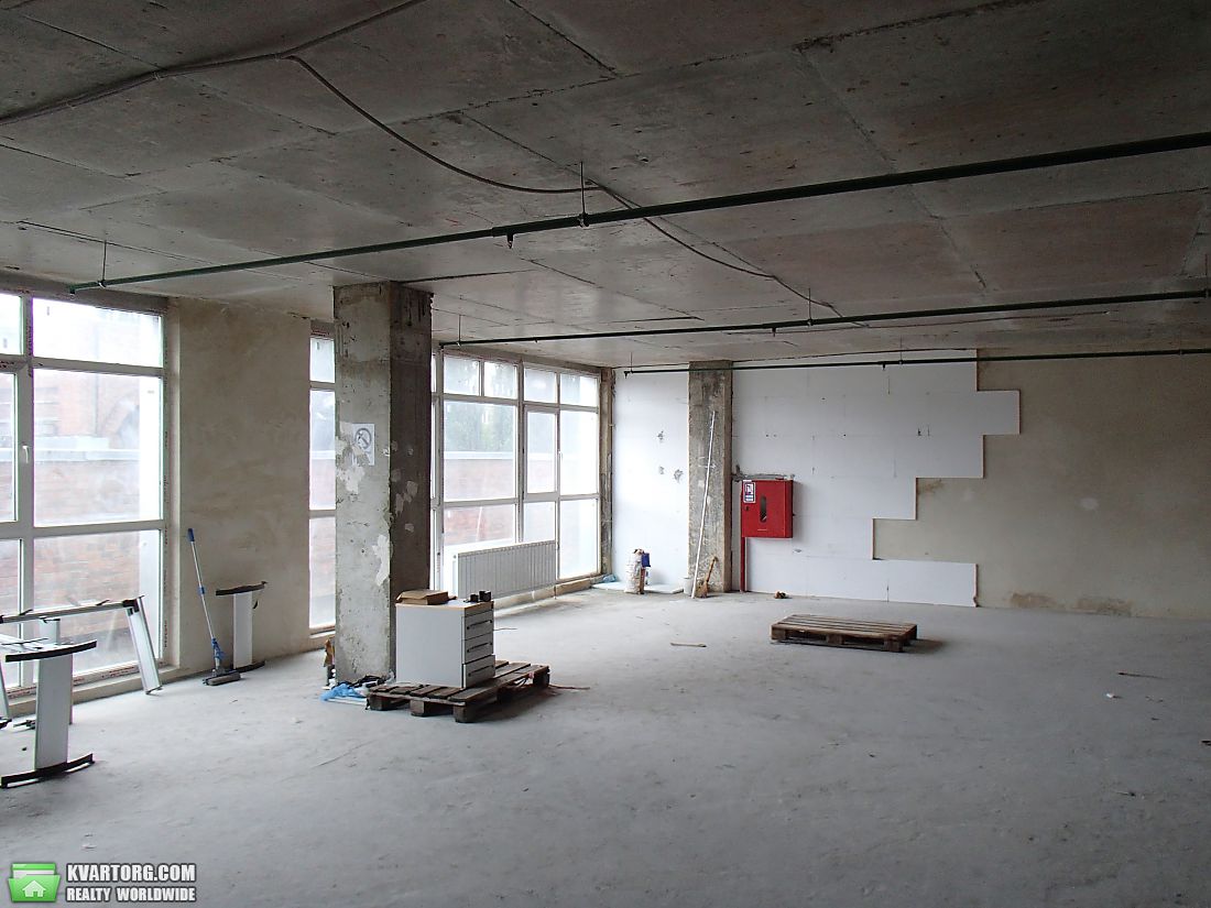 Sell office. Киев, Вадима Гетьмана — photo 4