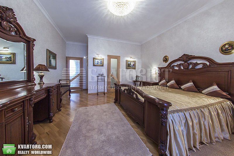 Rent out 2-room apartment. Киев,  Щорса — photo 4