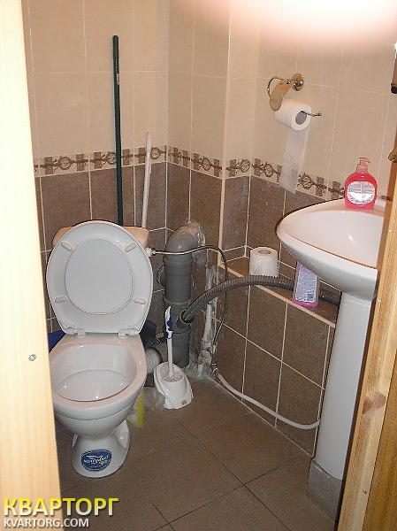Rent out office. Киев, Товарная — photo 2