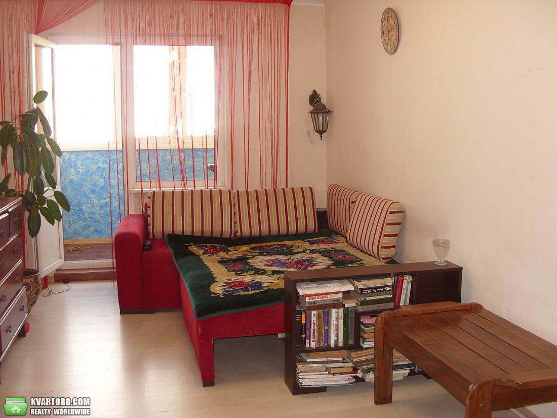 Sell 3-room apartment. Киев,  Урловская — photo 4