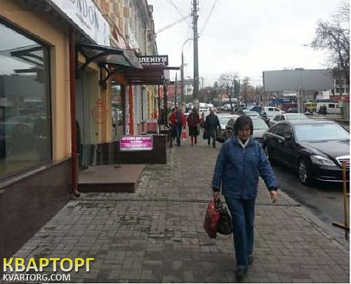 Rent out shop. Киев, Верхний Вал — photo 1