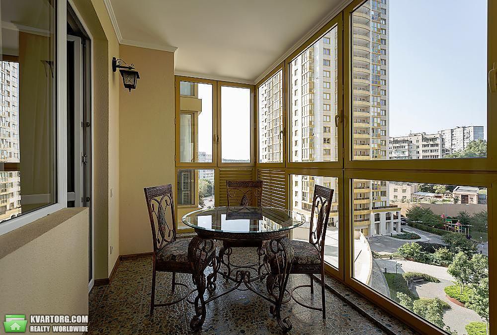 Rent out 2-room apartment. Киев,  Голосеевский пр — photo 4
