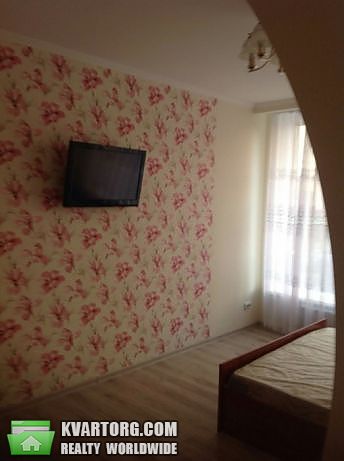 Rent out 2-room apartment. Киев,  Вильямса — photo 1