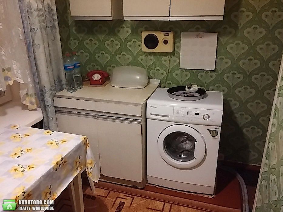 Rent out 2-room apartment. Киев,  Семьи Сосниных — photo 1