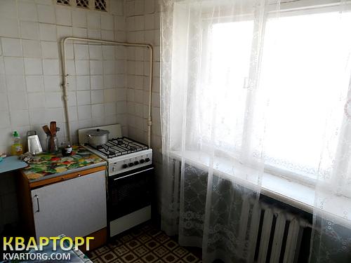 Sell 2-room apartment. Киев, Набережно-Корчеватская — photo 1