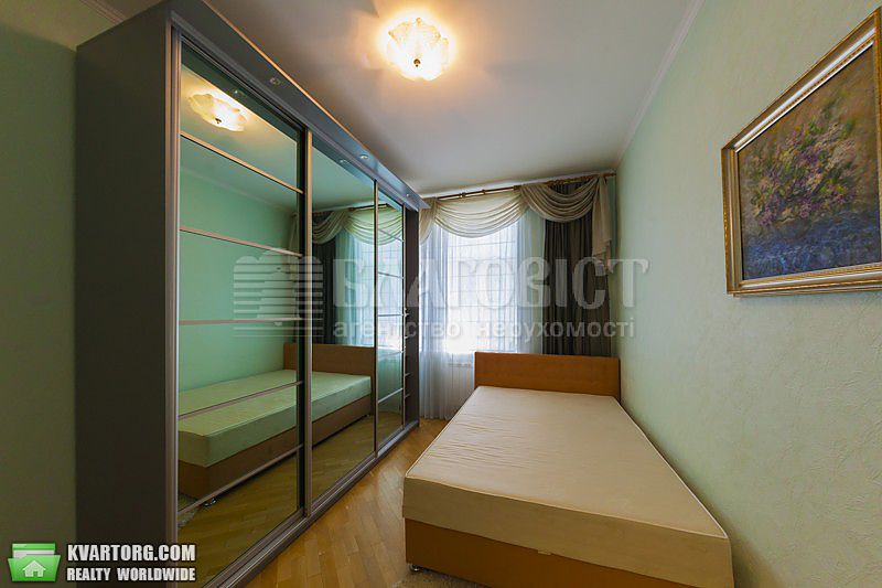 Rent out 3-room apartment. Киев,  Круглоуниверситетская — photo 4