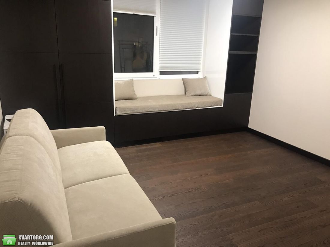 Rent out 4-room apartment. Киев,  Ломоносова — photo 7