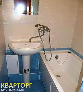Rent out 3-room apartment. Киев,  Энтузиастов — photo 2