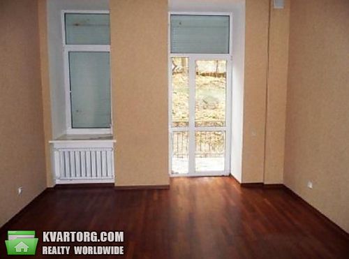 Sell 2-room apartment. Киев, Музейный пер — photo 1