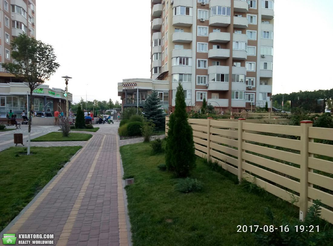 Sell 4-room apartment. Киев,  Курбаса — photo 9