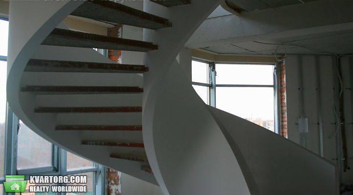 Sell multi-room apartment. Киев,  Струтинского — photo 4