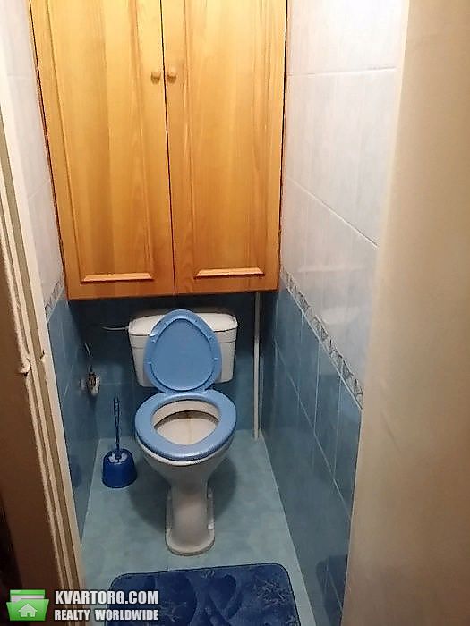 Rent out 2-room apartment. Киев,  Семьи Сосниных — photo 4