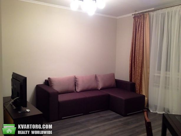 Rent out 2-room apartment. Киев,  Пчелки — photo 9