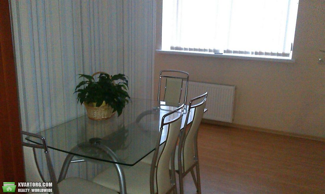 Rent out 2-room apartment. Киев,  Антоновича — photo 8