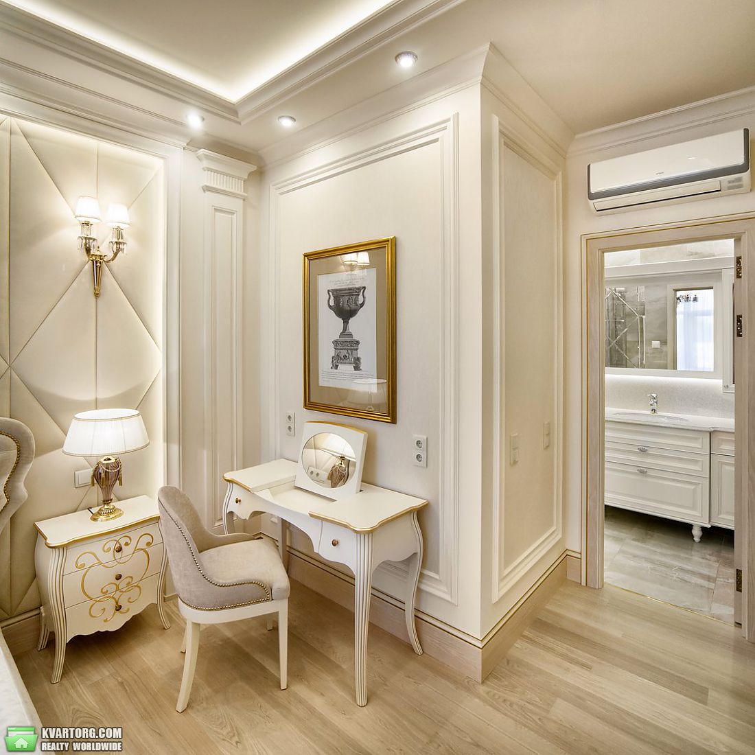 Sell 3-room apartment. Киев,  Драгомирова — photo 4