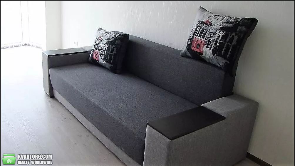 Rent out 1-room apartment. Киев, Драгоманова — photo 2