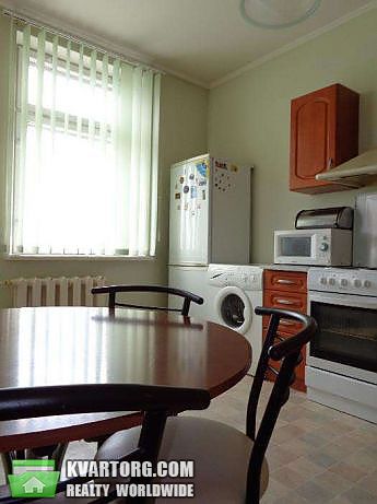 Rent out 2-room apartment. Киев,  Харьковское шоссе — photo 3