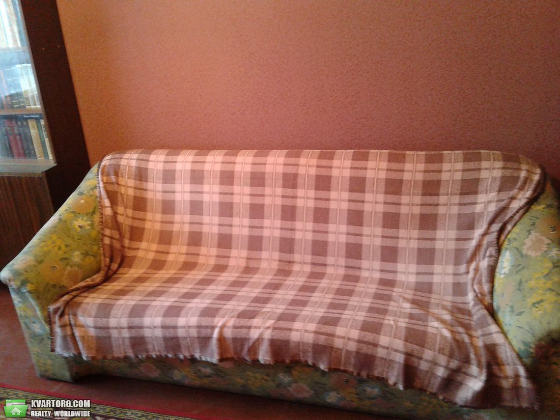 Rent out 3-room apartment. Киев,  Волкова — photo 1