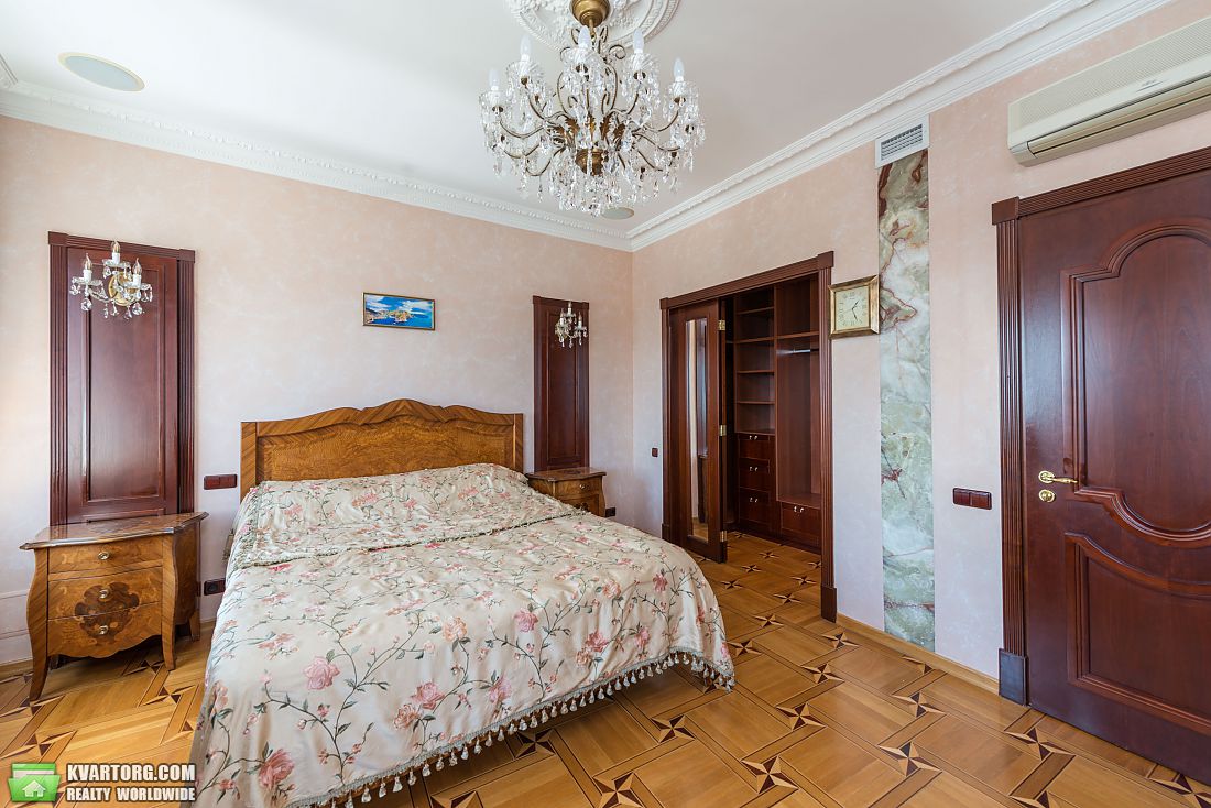 Rent out 4-room apartment. Киев, Леси Украинки бульв. — photo 5