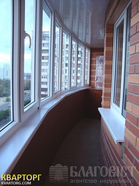 Rent out 2-room apartment. Киев, Сребнокольская — photo 9