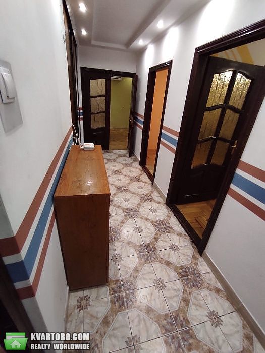 Rent out 3-room apartment. Львов, научная — photo 2