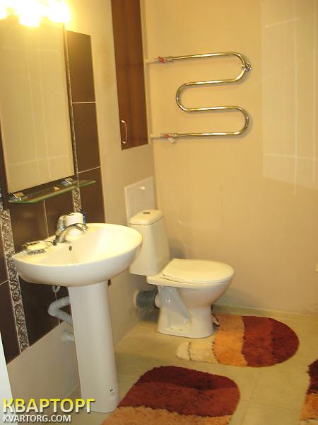 Rent out 2-room apartment. Киев,  Героев Сталинграда пр — photo 8