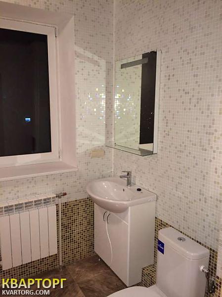 Rent out 2-room apartment. Киев,  Майорова — photo 2