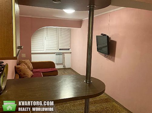 Rent out 2-room apartment. Львов, Мазепи — photo 5