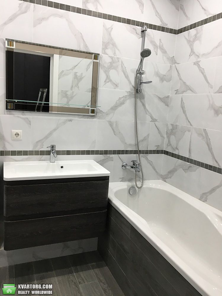 Rent out 1-room apartment. Киев,  Предславинская — photo 6