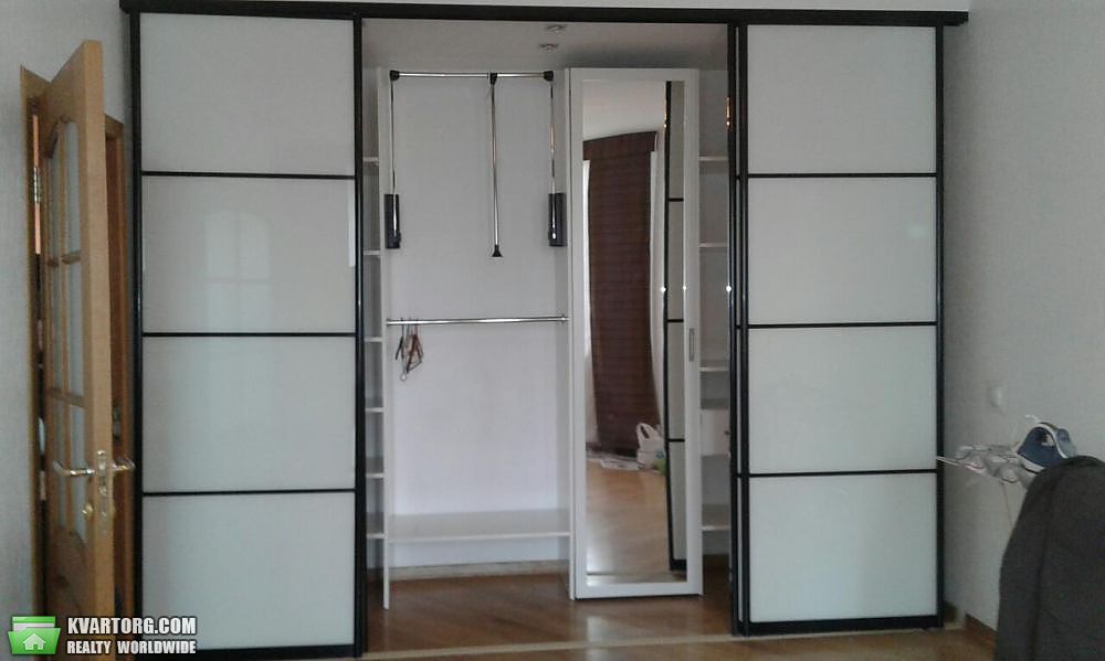 Rent out 3-room apartment. Киев,  Лебедева-Кумача — photo 6