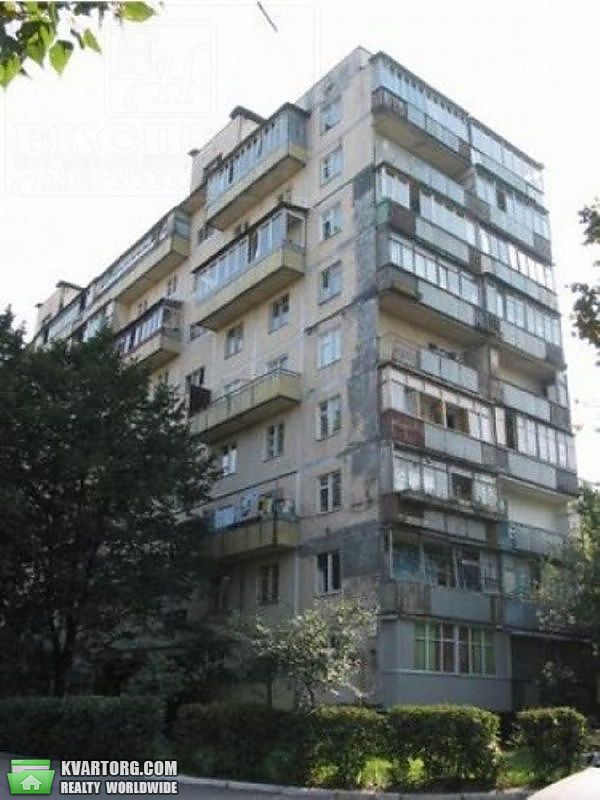 Rent out 3-room apartment. Киев,  Зодчих — photo 2