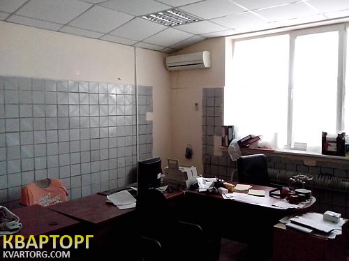 Rent out warehouse. Киев,  Промышленная — photo 1