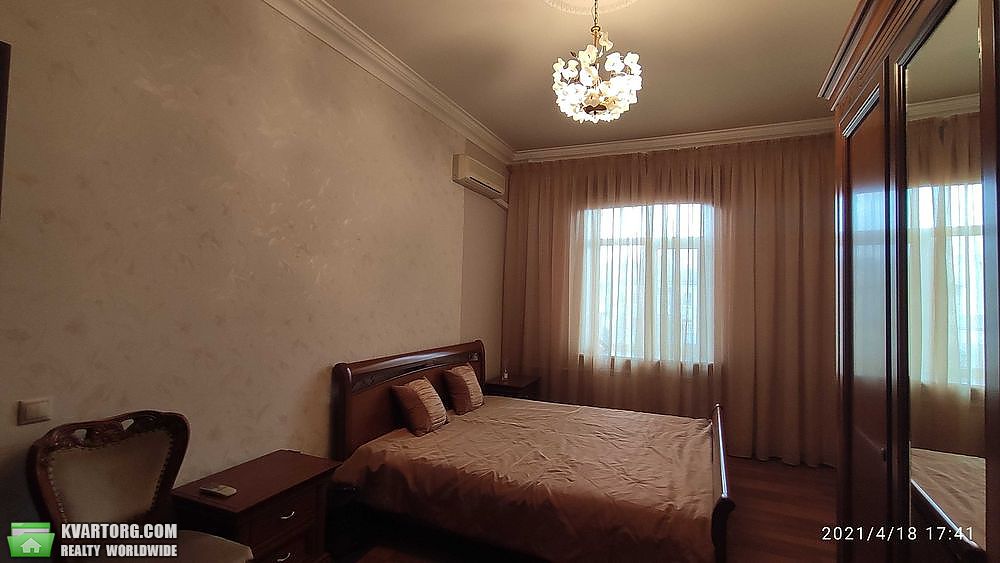 Sell 2-room apartment. Киев,  Липская — photo 3
