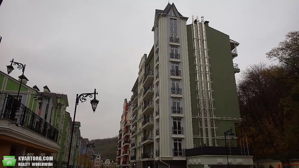 Sell multi-room apartment. Киев, Дегтярная — photo 1