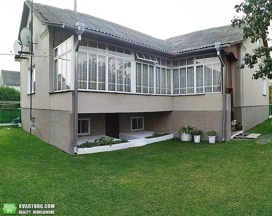 Sell house. Ровно, Центральная — photo 1