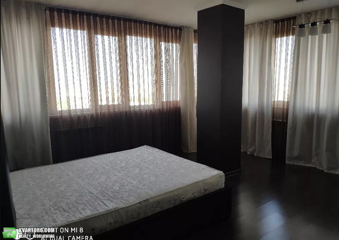Rent out 3-room apartment. Киев,  Гетьмана — photo 3