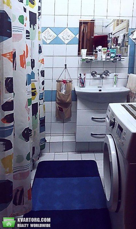 Sell 2-room apartment. Киев,  Первомайская — photo 3