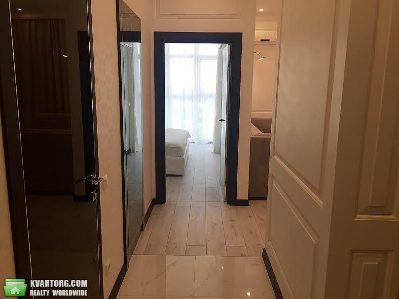 Sell 3-room apartment. Киев,  Драгомирова — photo 7
