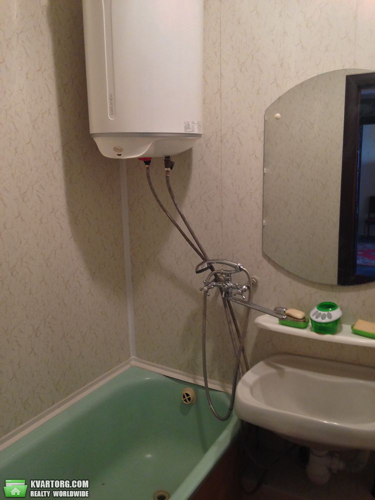 Rent out 2-room apartment. Днепропетровск, Донецкое шоссе — photo 5