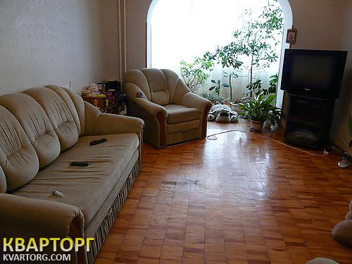 Rent out 3-room apartment. Киев,  Курская — photo 9
